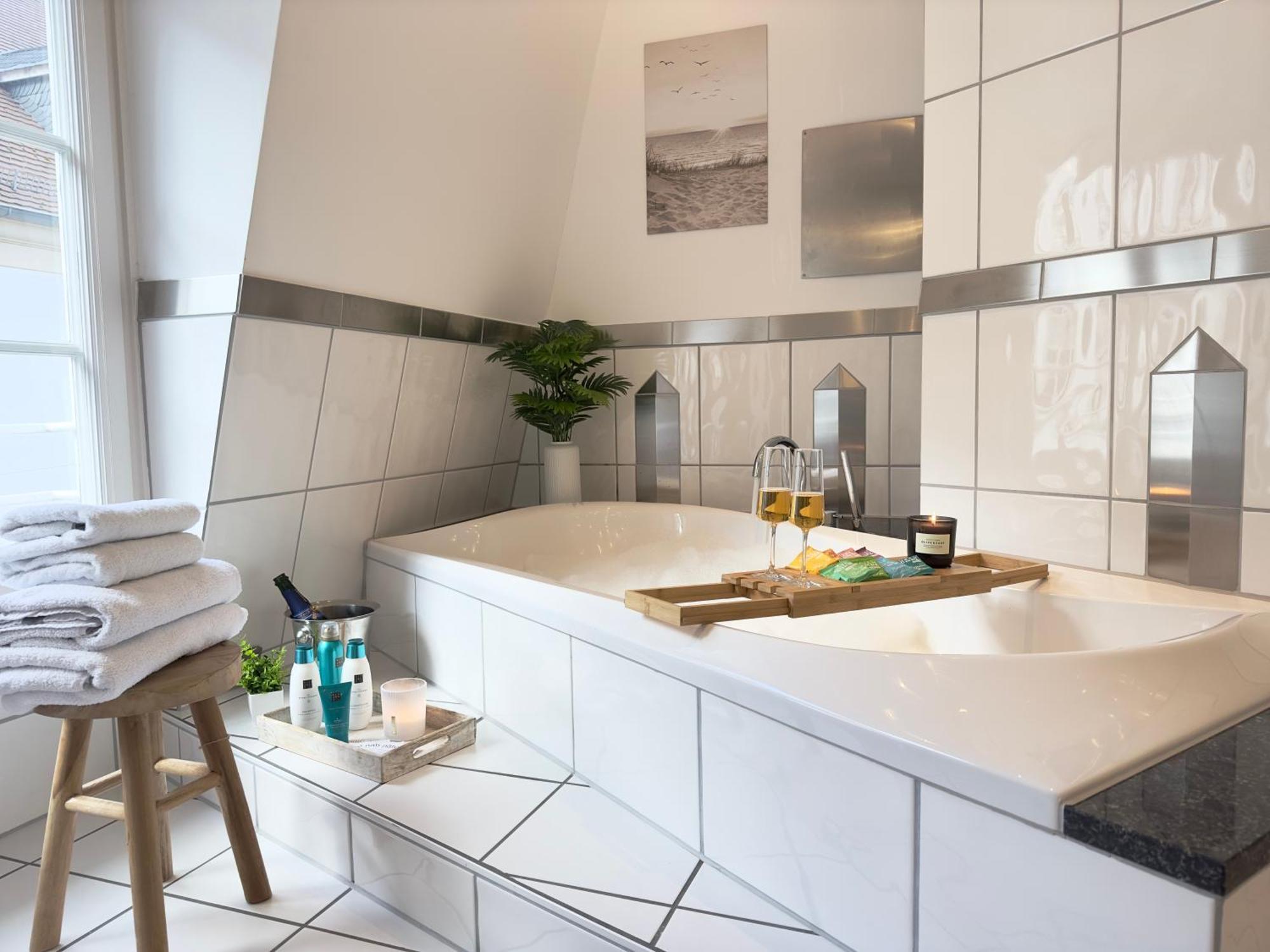 Luxury Old Town Suite - Xxl Terrasse & Xxl Penthouse Heidelberg Eksteriør billede