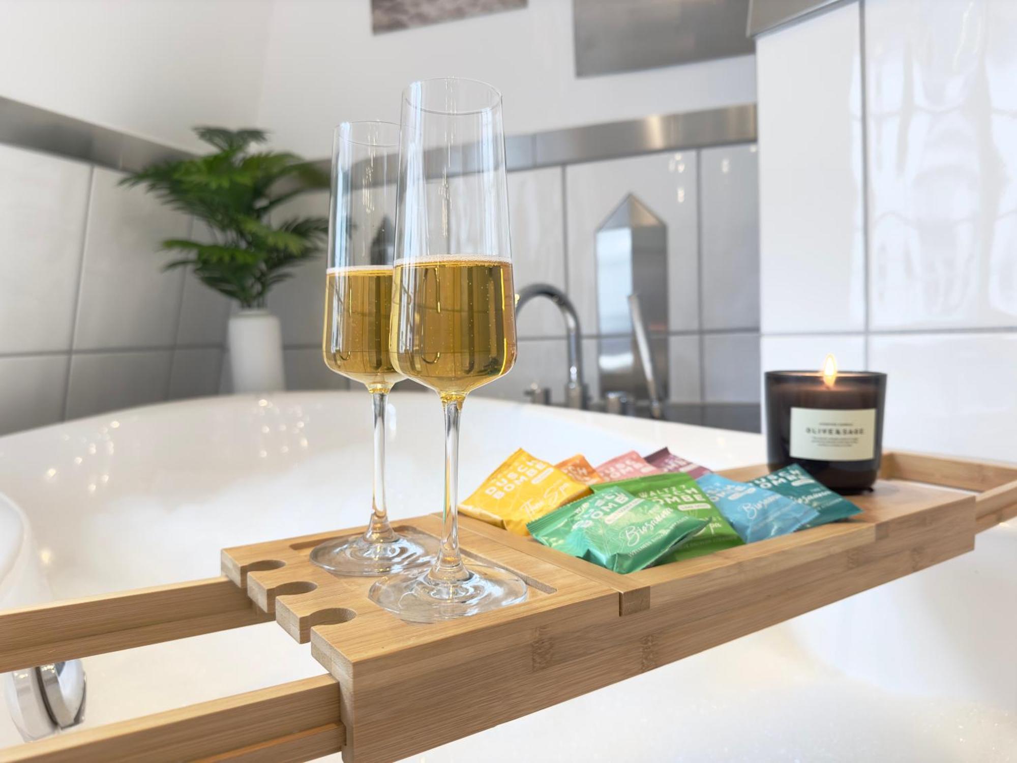 Luxury Old Town Suite - Xxl Terrasse & Xxl Penthouse Heidelberg Eksteriør billede